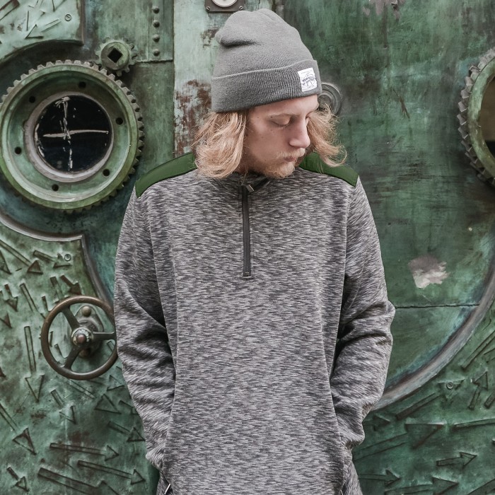 Aqua Products F N Charcoal Mid Layer In Use 1