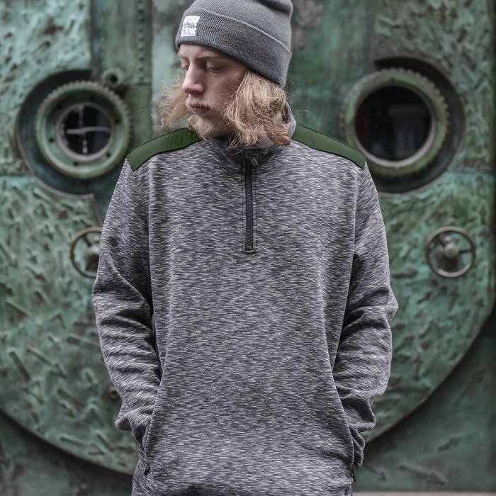 Aqua Products F N Charcoal Mid Layer In Use 2