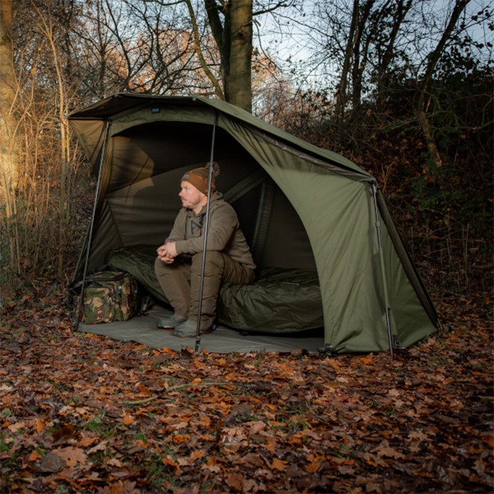 Aqua Ultralite 100 Bivvy Aquatexx EV 1.0 Skull Cap In Use 1