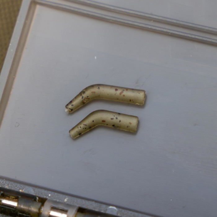 Avid Carp Outline FleckTone Kickers