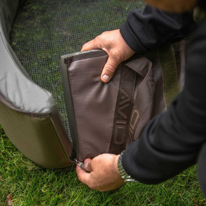Avid Carp Pro-Tect Deluxe Cradle 2