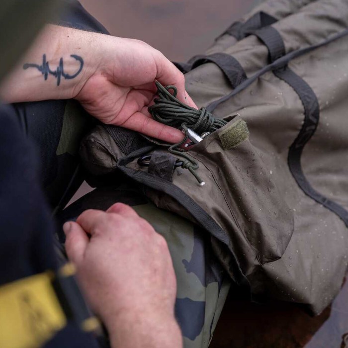 Avid Carp PRO-Tect Flotation Sling In Use 6