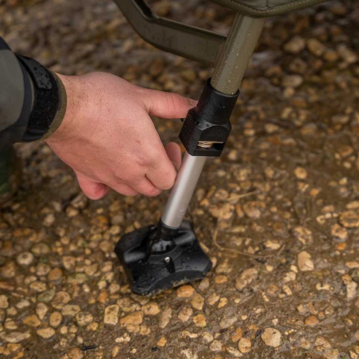 Avid Carp PRO-Tect Safeguard Cradle In Use 7