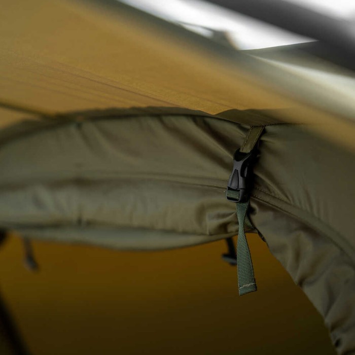 Avid Carp Revolve 1 Man Bivvy Close Up 7
