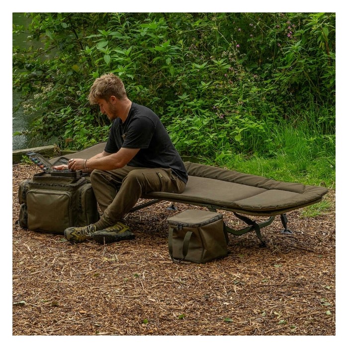 Avid Carp Revolve Bedchair