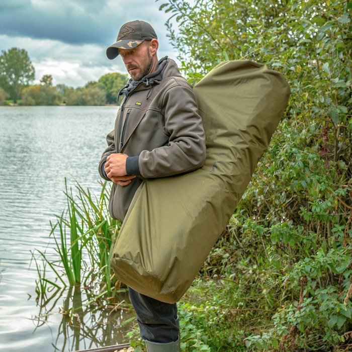 Avid Carp Revolve Carp Cradle 6