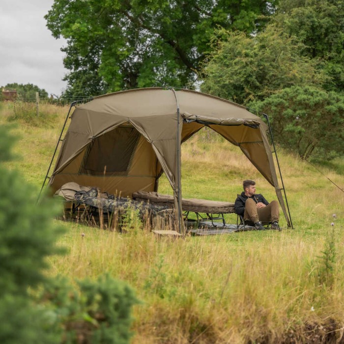 Avid Carp Revolve Screen House 11