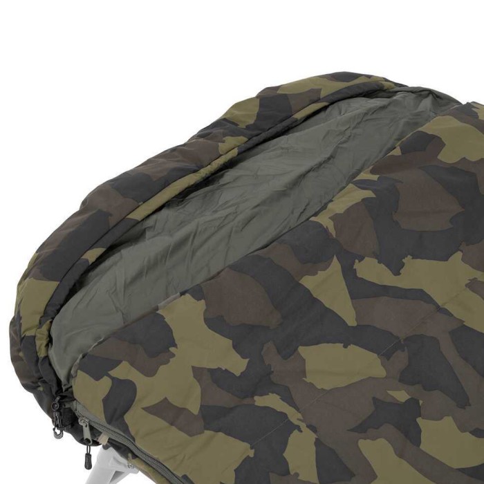 Avid Carp Revolve Sleeping Bag Close Up 2