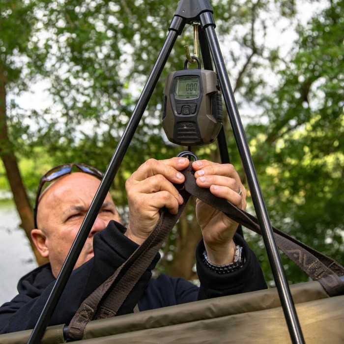 Avid Carp Revolve Weigh Sling 8