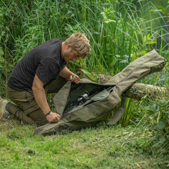 Avid Carp RVS 3 Rod Sleeve 12ft In Use 2