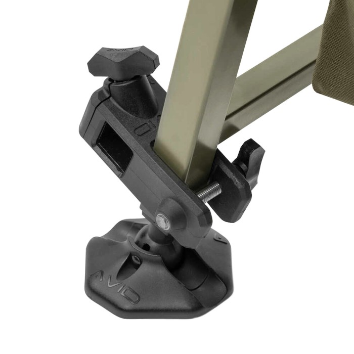 Avid Carp Transit Extreme 3 Wheel Fishing Barrow Close Up 13