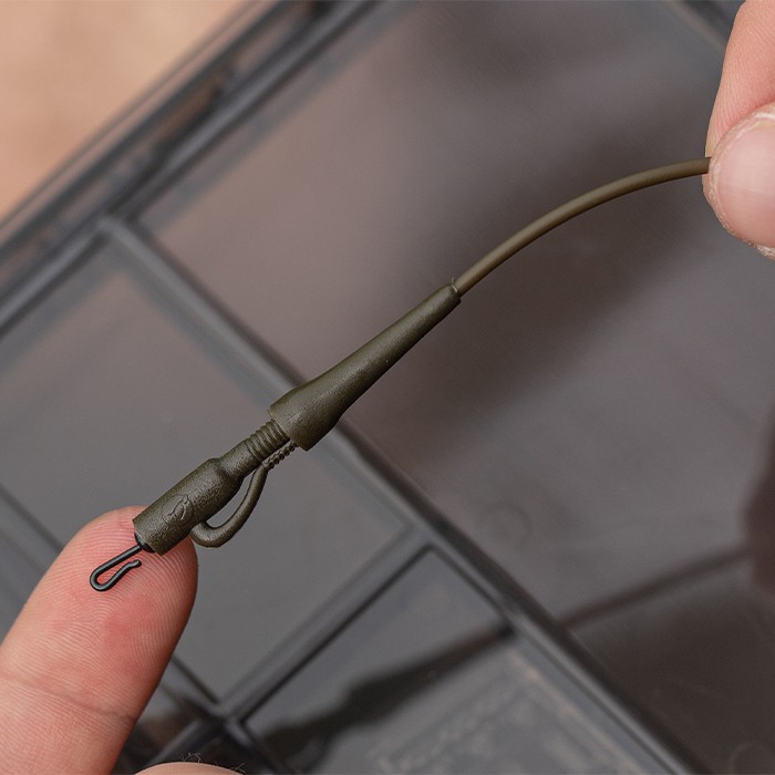 Korda Basix Lead Clip Action Pack Close Up 2