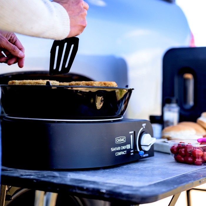 Cadac Safari Chef 30 Compact Lite BBQ In Use 6