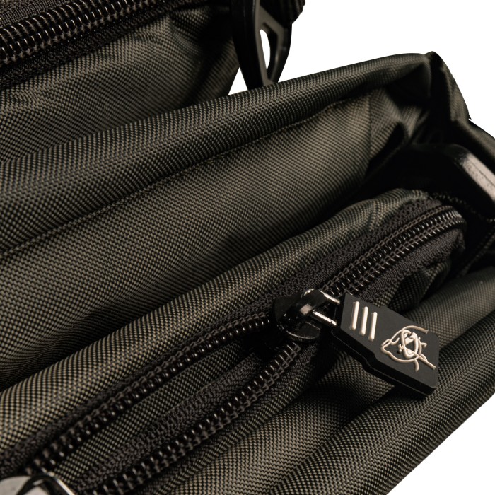 Catfish Pro MK2 XXL Catfish/Pike Unhooking Mat With Flap Close Up Zip