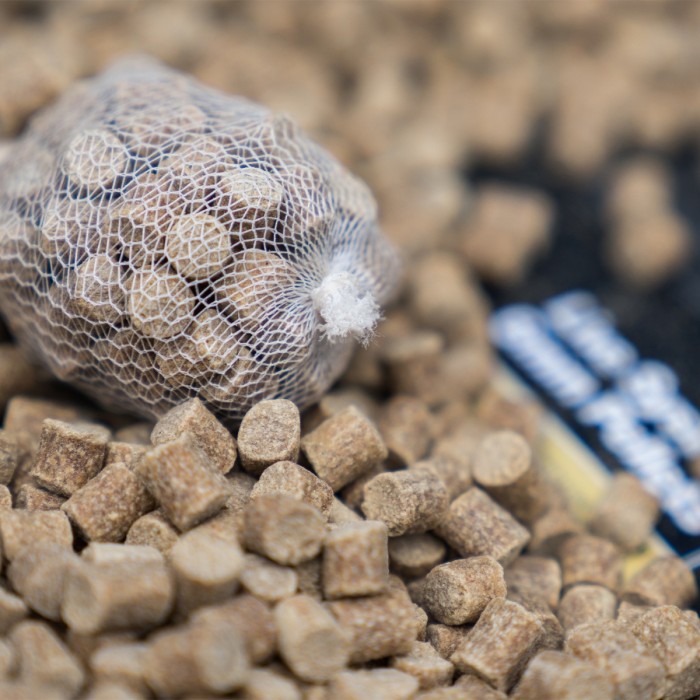 CC Moore Live System Pellets