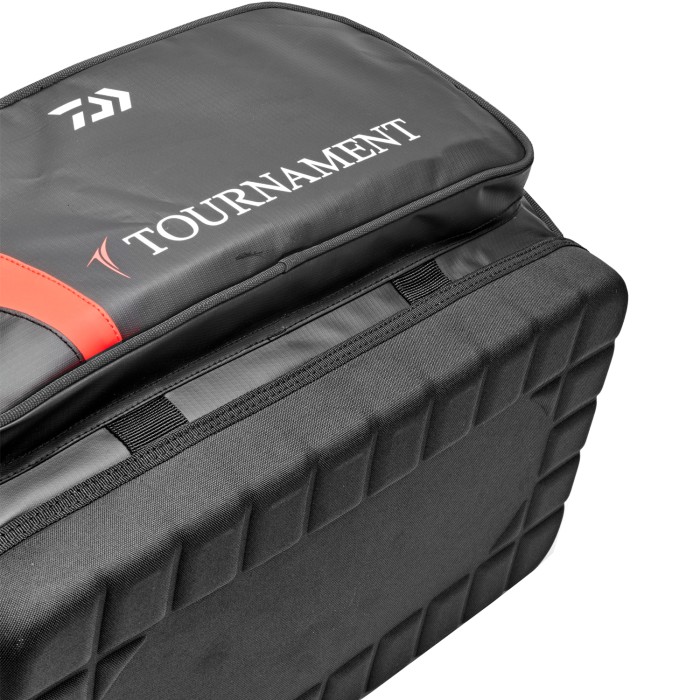 Daiwa Tournament Pro Cool Wall Carryall Hard Base