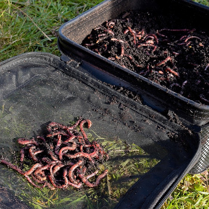 Cresta EVA Fishing Bait Bag Micro Mesh Large In Use 2