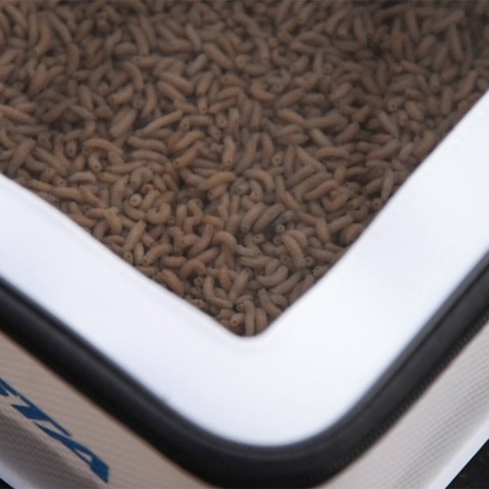 Cresta EVA White Bait Bag Micro Mesh In Use 2