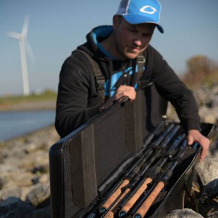 Cresta Identity Protect 175 RR Compact Fishing Case In Use 1