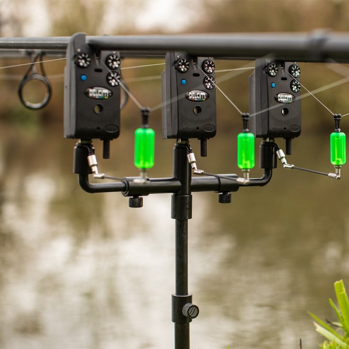 Cygnet 20/20 Adjustable Swan Neck Buzzer Bars In Use 4