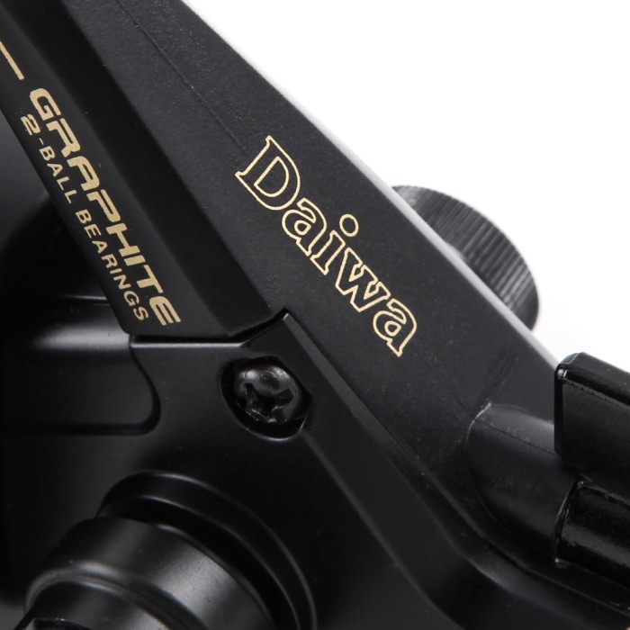 Daiwa 1657DM Match Deluxe Reel Close Up 2