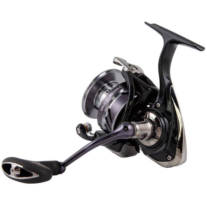 Daiwa 19 Ninja LT Spinnrolle, Schwarz/Silber 2
