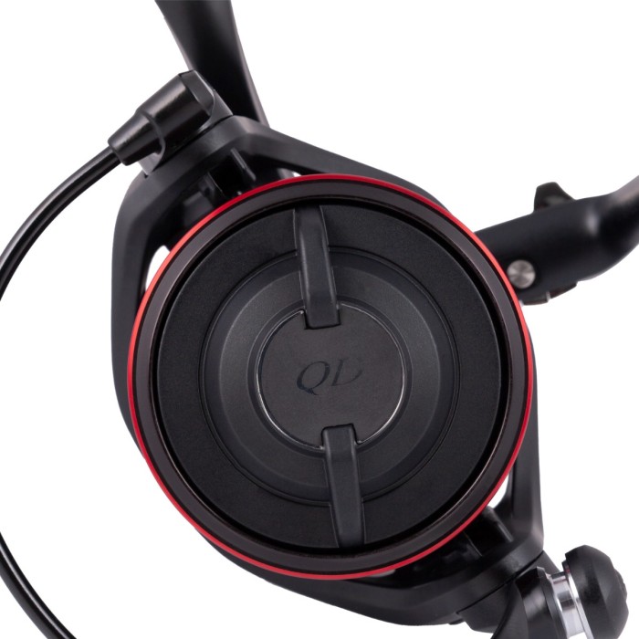 Daiwa 20 Whisker 25 QDA Reel Close Up 2