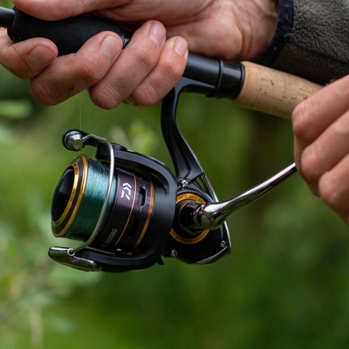Daiwa 20 Crossfire Reel Black Gold In Use 