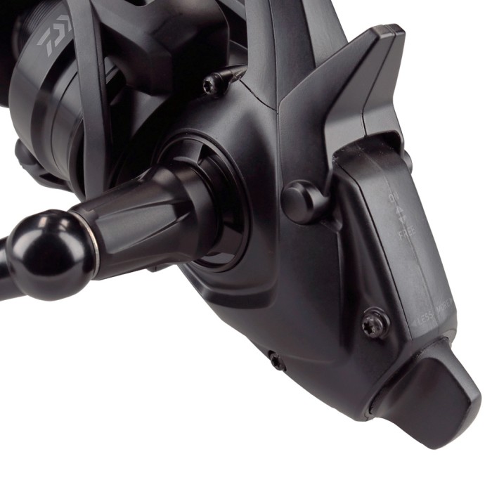 Daiwa 22 Emblem BR 10000 Fishing Reel 7