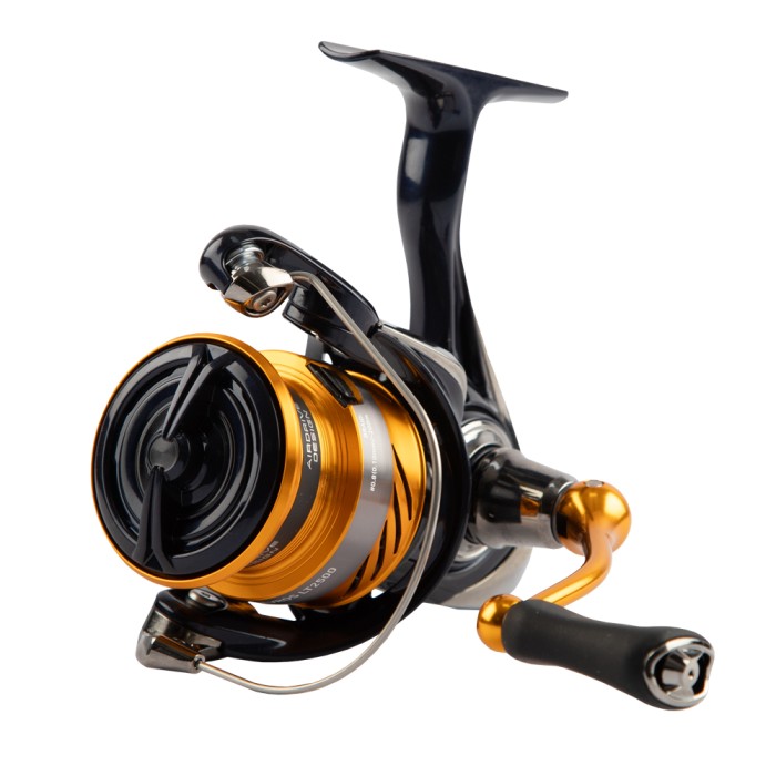 Daiwa 23 Revros LT Spinning Reel  2