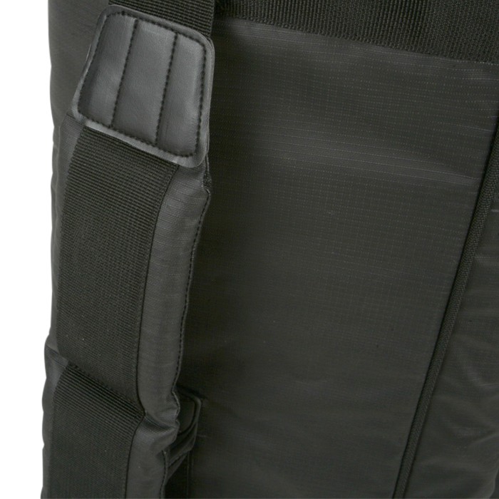 Daiwa Air 6 Tube Fishing Holdall Close Up Strap