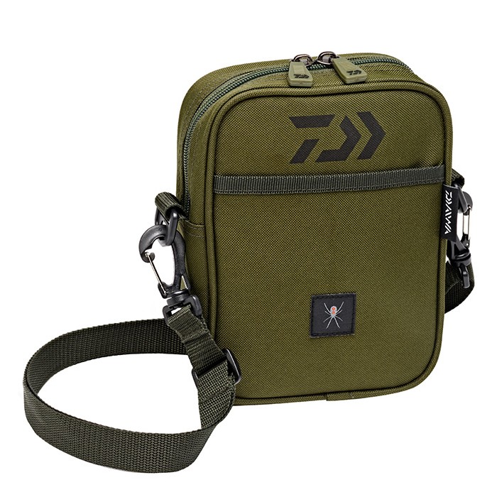 Daiwa Black Widow Bitz Fishing Bag