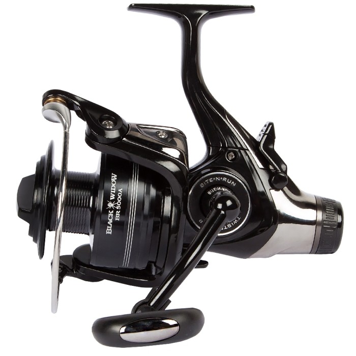 Daiwa Black Widow BR Reel Side View 2