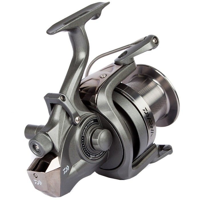 Daiwa Crosscast BR LD Reel Raer Right Side