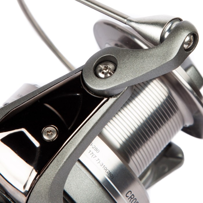 Daiwa Crosscast BR LD Reel Close Up 3