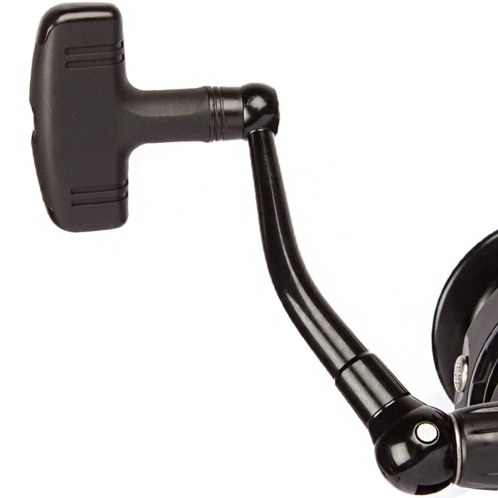 Daiwa Crosscast Black Reel Close Up 5