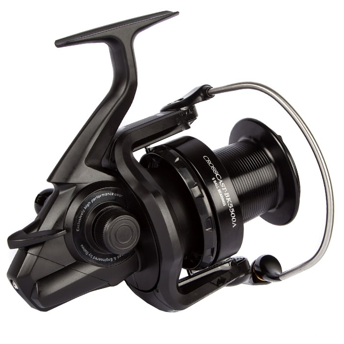 Daiwa Crosscast Black Reel Angled View