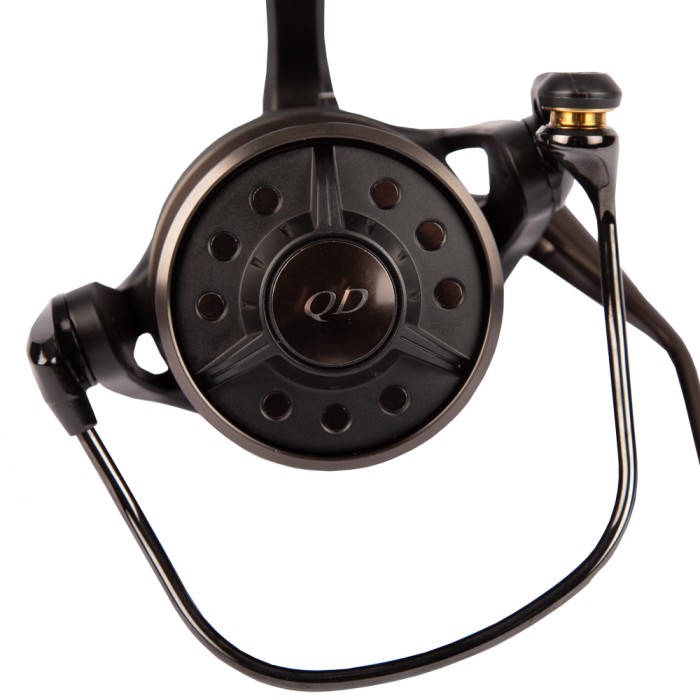 Daiwa Custom Basia DCR7 Twilight Fishing Reel Close Up 2