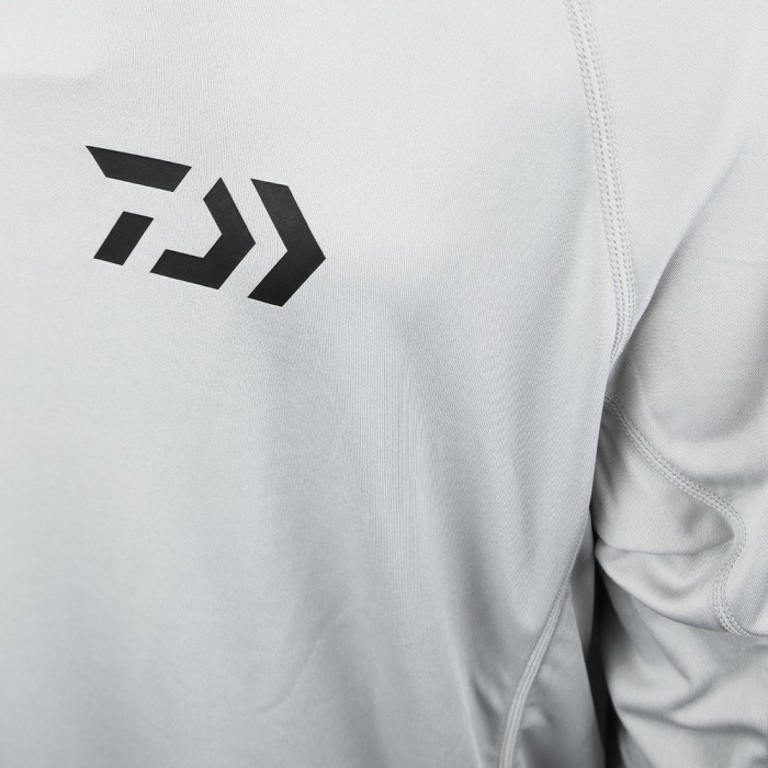 Daiwa DVEC Sun Top Hoodie 1