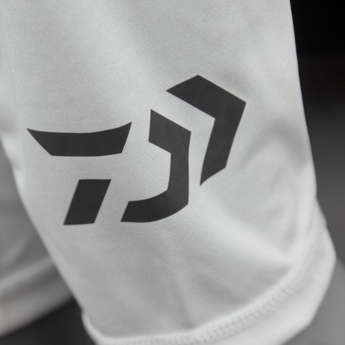 Daiwa DVEC Sun Top Hoodie 3