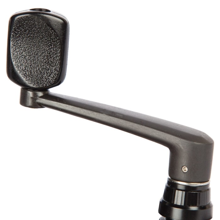 Daiwa 125M Closed Face Reel Close Up 3