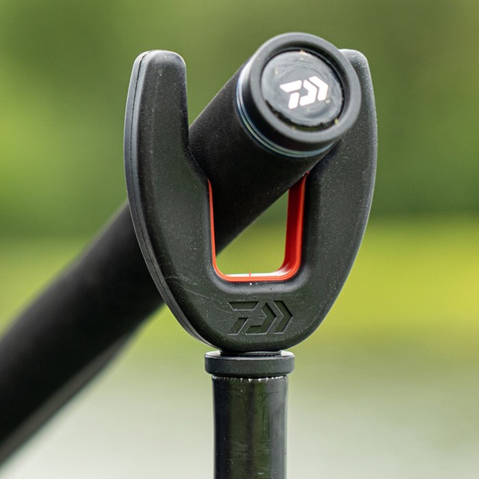 Daiwa N'ZON Dual Rear Rod Rest 1
