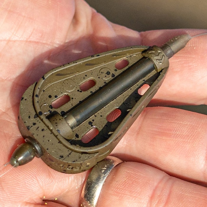 Daiwa N'ZON Weight Change Feeder Close Up