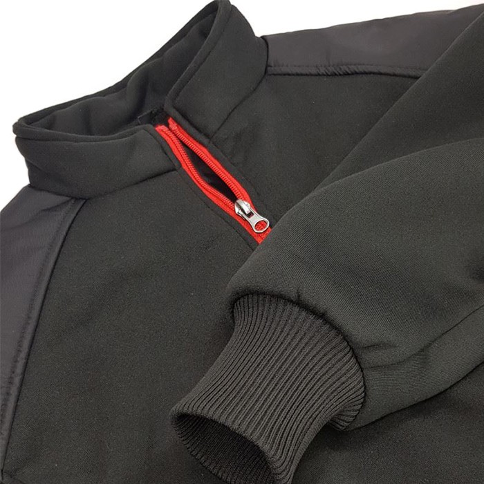 Daiwa Sleepskin Fishing Thermal Set Close Up 2