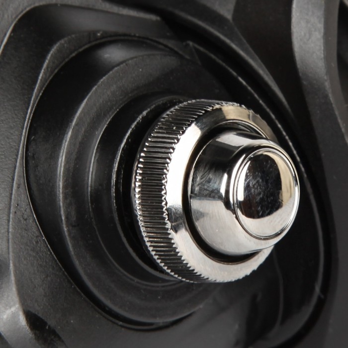 Daiwa Sweepfire X Rear Drag Reel Close Up 6