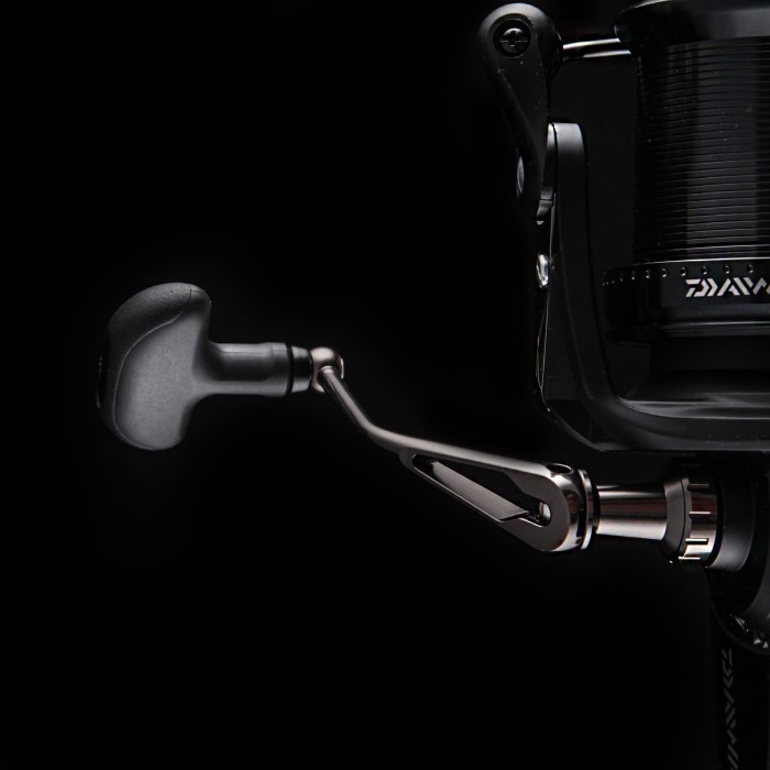 Daiwa Tournament Basia Custom Reel DCR4 Close Up 7