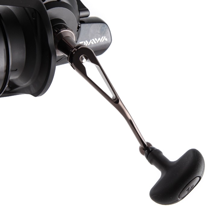 Daiwa Tournament Basia Custom Reel DCR4 Close Up 3