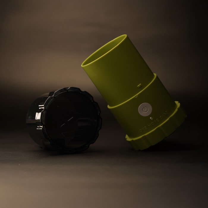 OMC B8M8 Electronic Bait Grinder 2