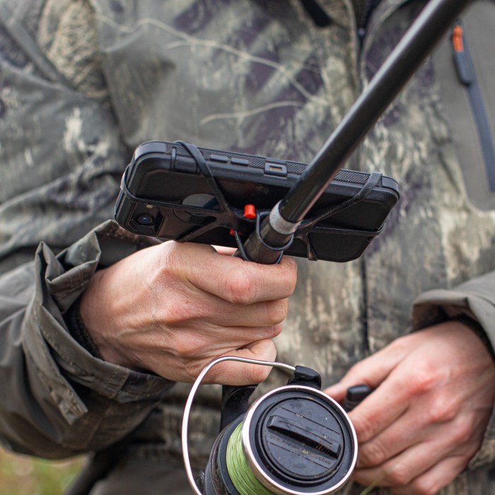 Deeper Fish Finder Smartphone Rod Mount In Use 4