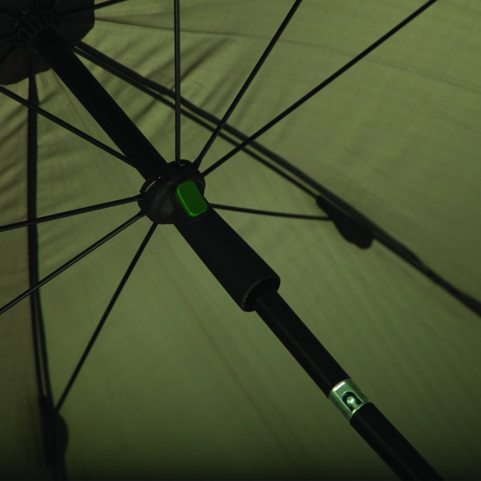 Discover Green Fishing Umbrella 50'' Close Up Inside